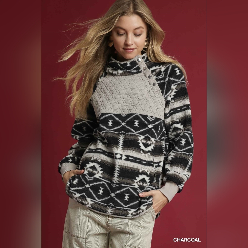 Women's Umgee Aztec Printed Sherpa Pullover Nwt
